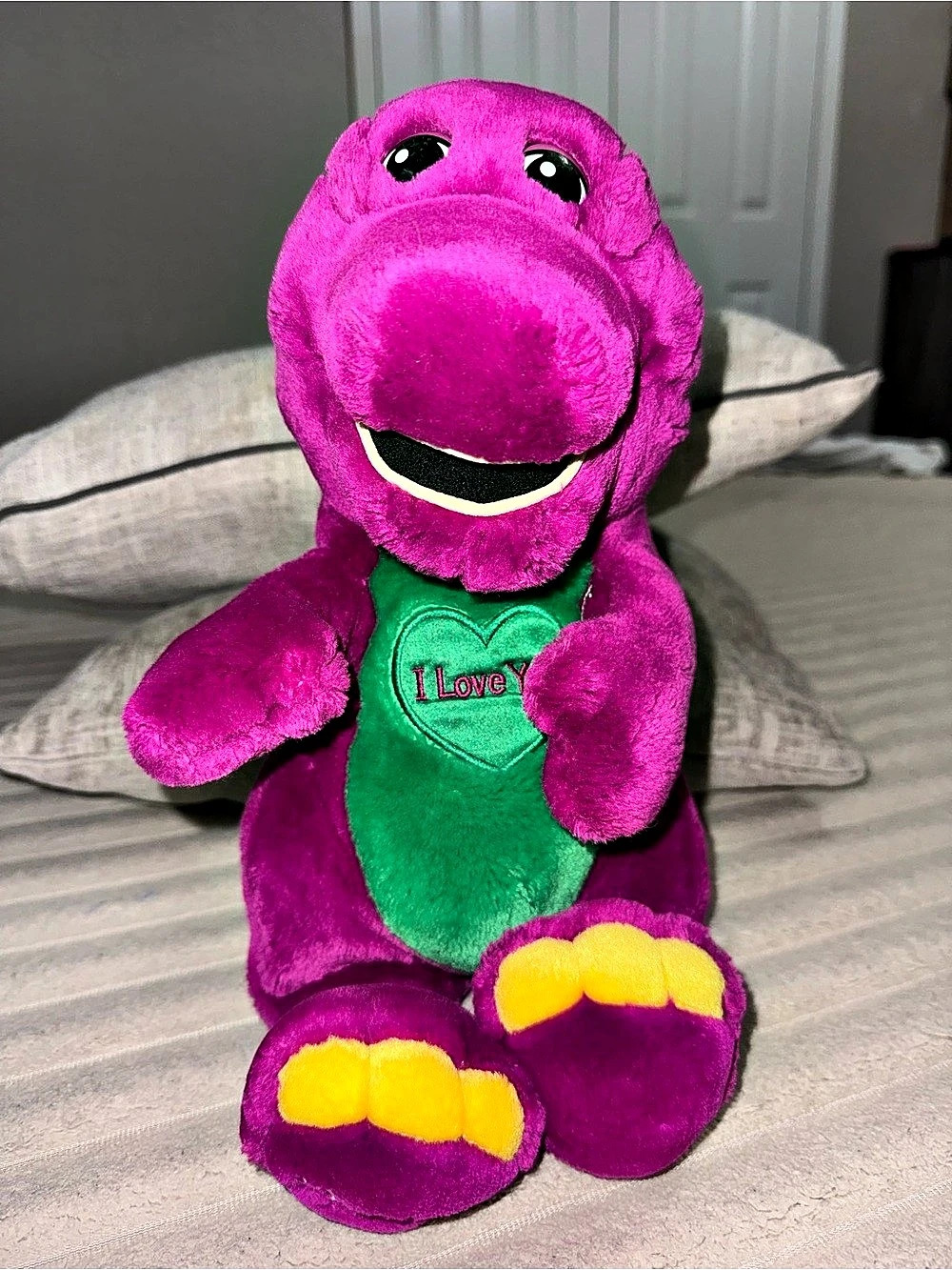 Rare Vintage 90s Barney & Friends 12" Plush Toy w/ Bottom Pocket Lyons Group